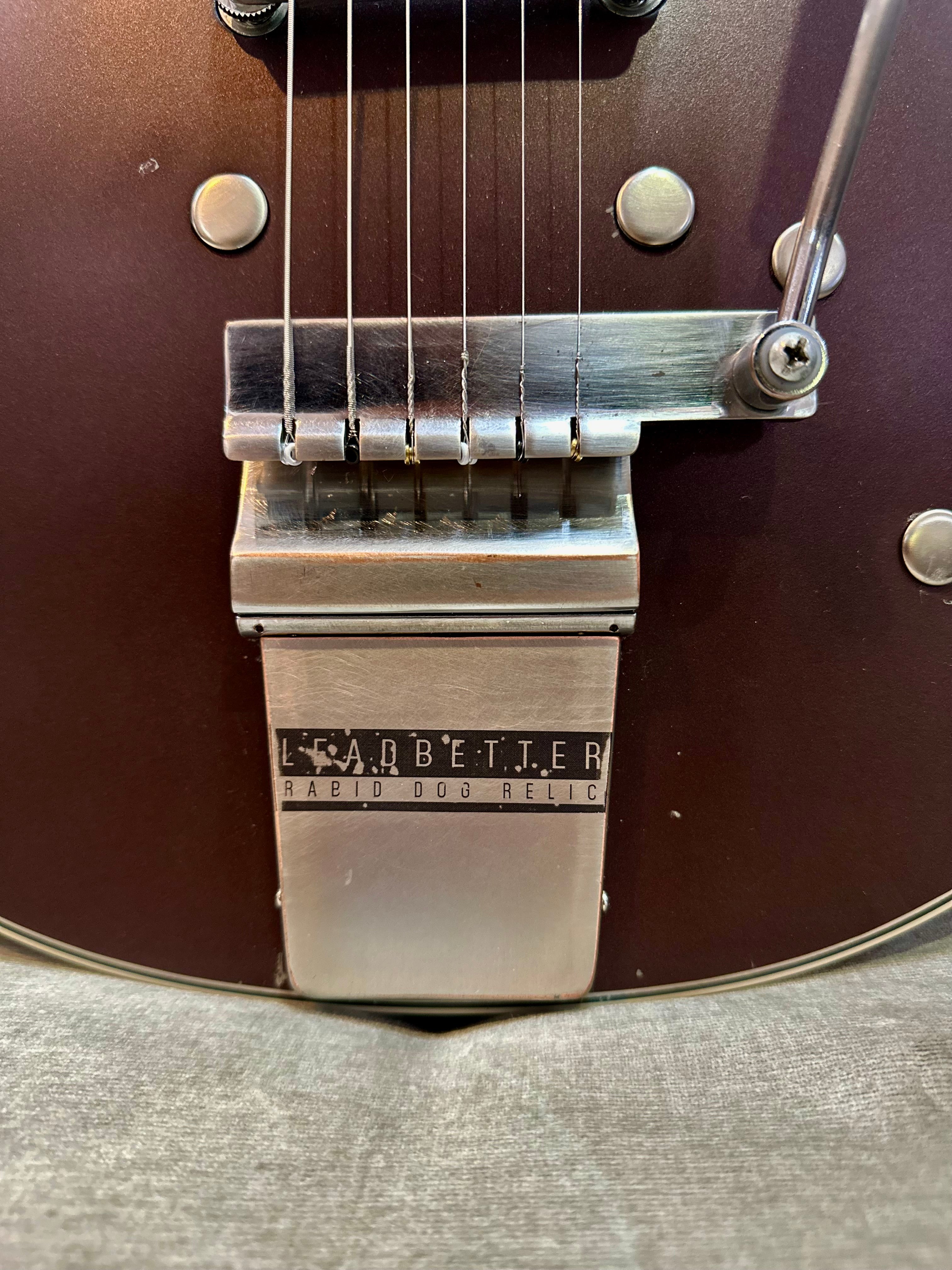 Gretsch | Leadbetter Rabid Dog Relic | G5220 | Relic Cola | Lollar/Duncan Gretsch | Leadbetter Rabid Dog Relic | G5220 | Relic Cola | Lollar/Duncan